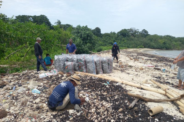 Kasus Tumpahan Batu Bara Terus Bergulir, DPR RI : Pekerjaan Evakuasi Titan 14 Terkesan Lambat