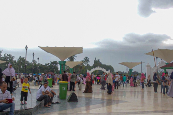 Khasiat Air Zam-Zam Wisata Ziarah Banten Lama