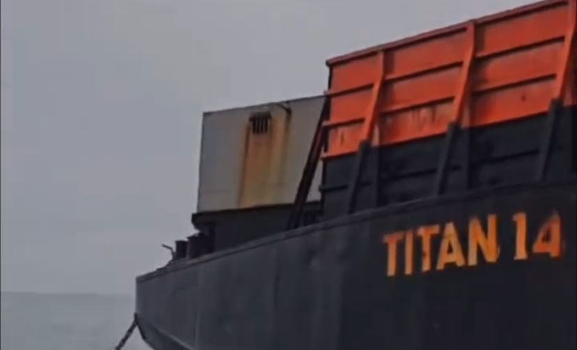  Tongkang BG Titan 14 akan dilakukan penutuhan di Sekitar Pulau Popole