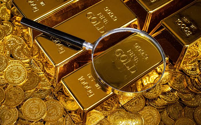 Harga Emas Global Naik 2,3 Persen