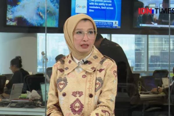Anggota DPR Arzeti Bilbina