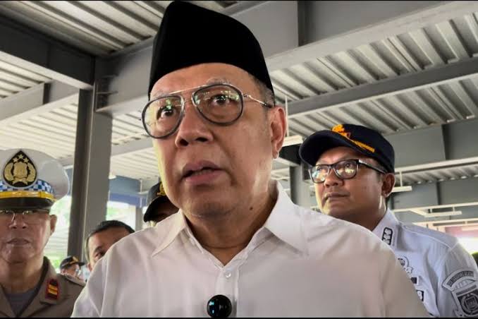 Wali Kota Tangerang Selatan - Benyamin Davnie