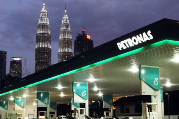 10 Persen Pegawai Petronas Akan di PHK