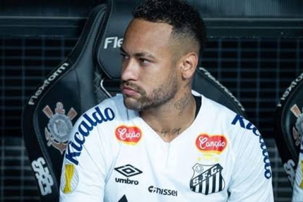 Absen Membela Santo, Neymar Dinyatakan Positif Terpapar Covid 19