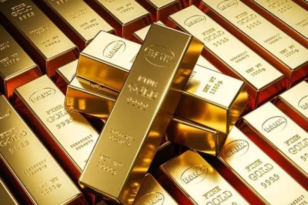 Dolar Menguat, Harga Emas Mengalami Penurunan Mencapai 1 Persen