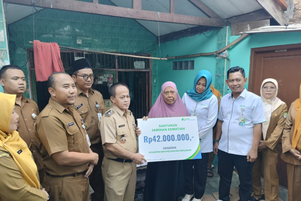 Pemkot Tangerang Gelontorkan Jaminan Kematian Senilai Puluhan Juta Rupiah