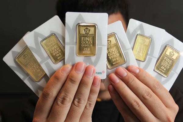 Perhari ini, Harga Emas Antam Terus Naik Tembus Rp1.960.000 per Gram