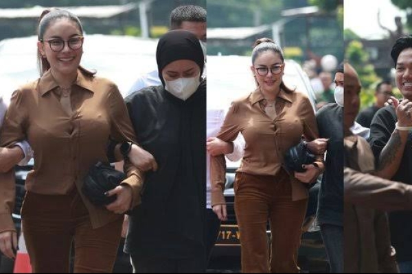 Sejumlah Barang Bukti yang Disita Kejaksaan Milik Nikita Mirzani