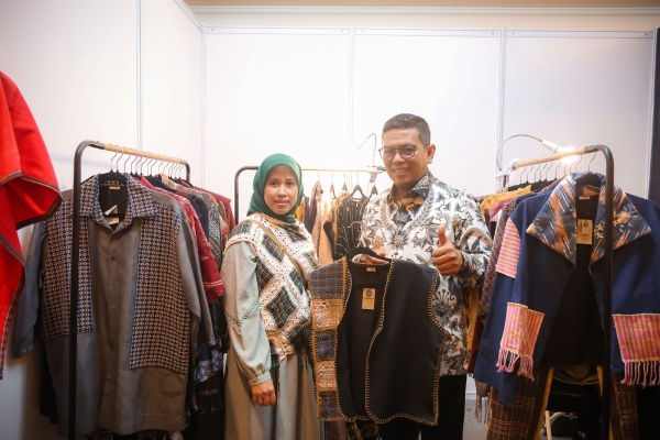 Tenun ethnic style Hadir Dalam Event Forum Kerjasama Daerah Mitra Praja Utama