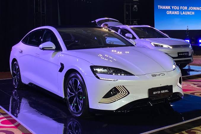 Produsen mobil listrik China, BYD, kembali mengguncang pasar otomotif