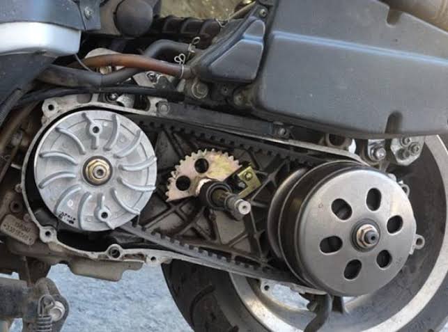 Ini 7 Tanda Per CVT Motor Kamu Bermasalah