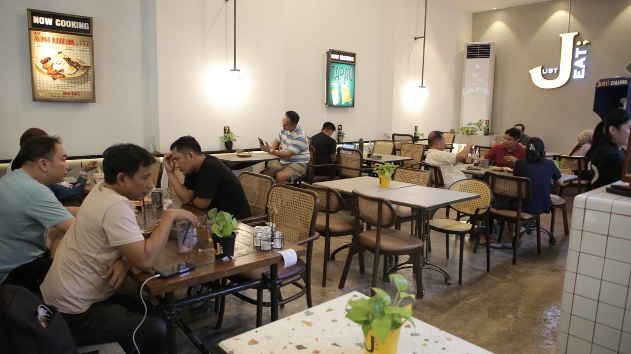 Just Eat, Warkop yang Sajikan Nuansa Kekinian dan Nyaman
