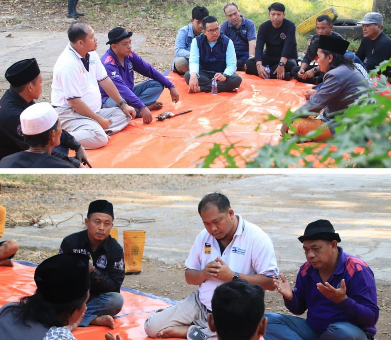 Kepala Kantor KSOP Banten saat memberikan hewan kurban Sapi kepada Masyarakat yang berada di Sekitaran Kantor KSOP Banten. (Foto : Humas KSOP Banten)