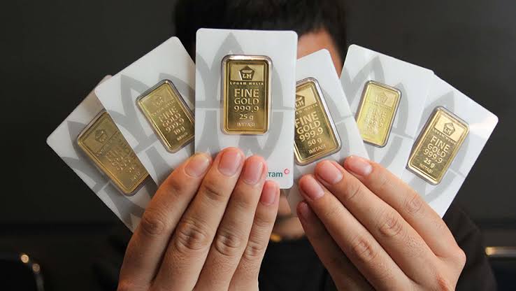 Perhari ini, Harga Emas Antam Terus Naik Tembus Rp1.960.000 per Gram