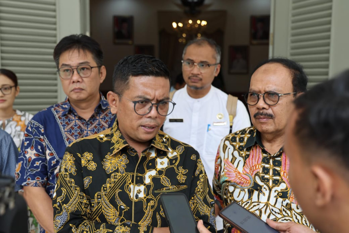 Gubernur Banten, Andra Soni