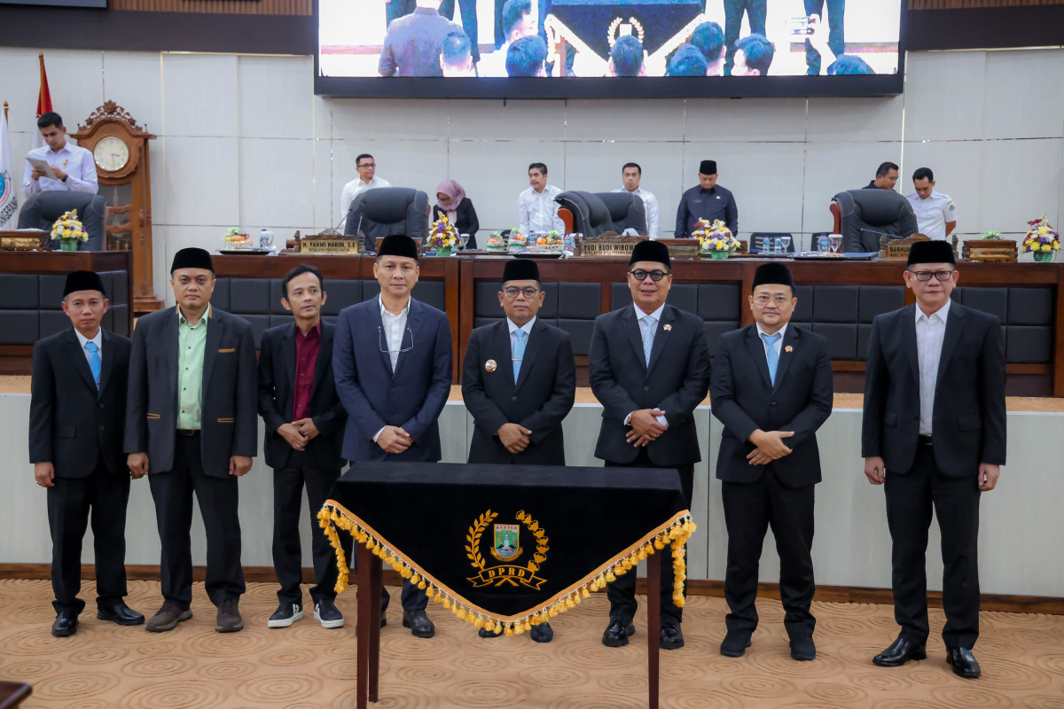 Rapat Paripurna Pengambilan Keputusan tentang Persetujuan DPRD Provinsi Banten terhadap Raperda RPJMD tahun 2025-2029 di Gedung DPRD Provinsi Banten, KP3B Curug, Kota Serang, (9/7/2025).
