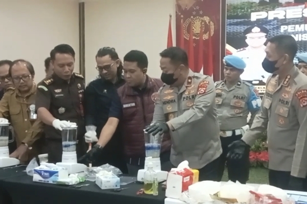 Polisi Musnahkan Narkoba dan Obat Terlarang Jaringan Antarnegara