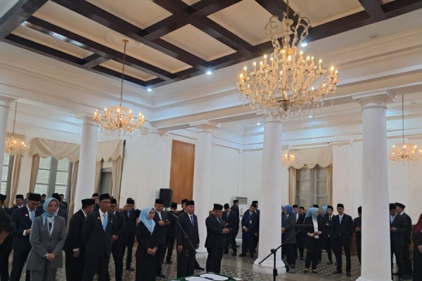 Gubernur Banten Andra Soni Lantik 23 Pejabat Baru