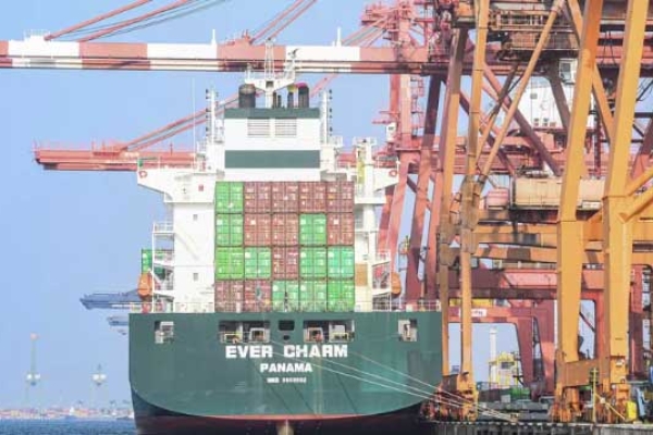 Surplus Perdagangan Indonesia Diperkirakan Menyempit