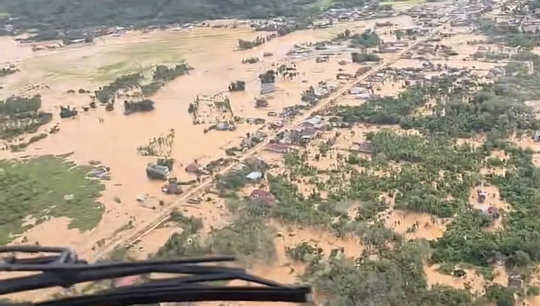 Korban Tewas Akibat Banjir Sumbar Jadi 90 Orang, 85 Warga Masih Hilang
